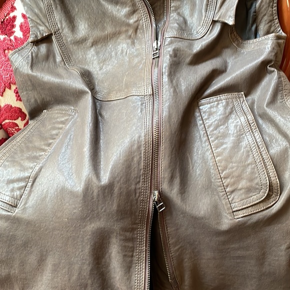 Beautiful lether long vest with fur hoodie - Picture 5 of 5